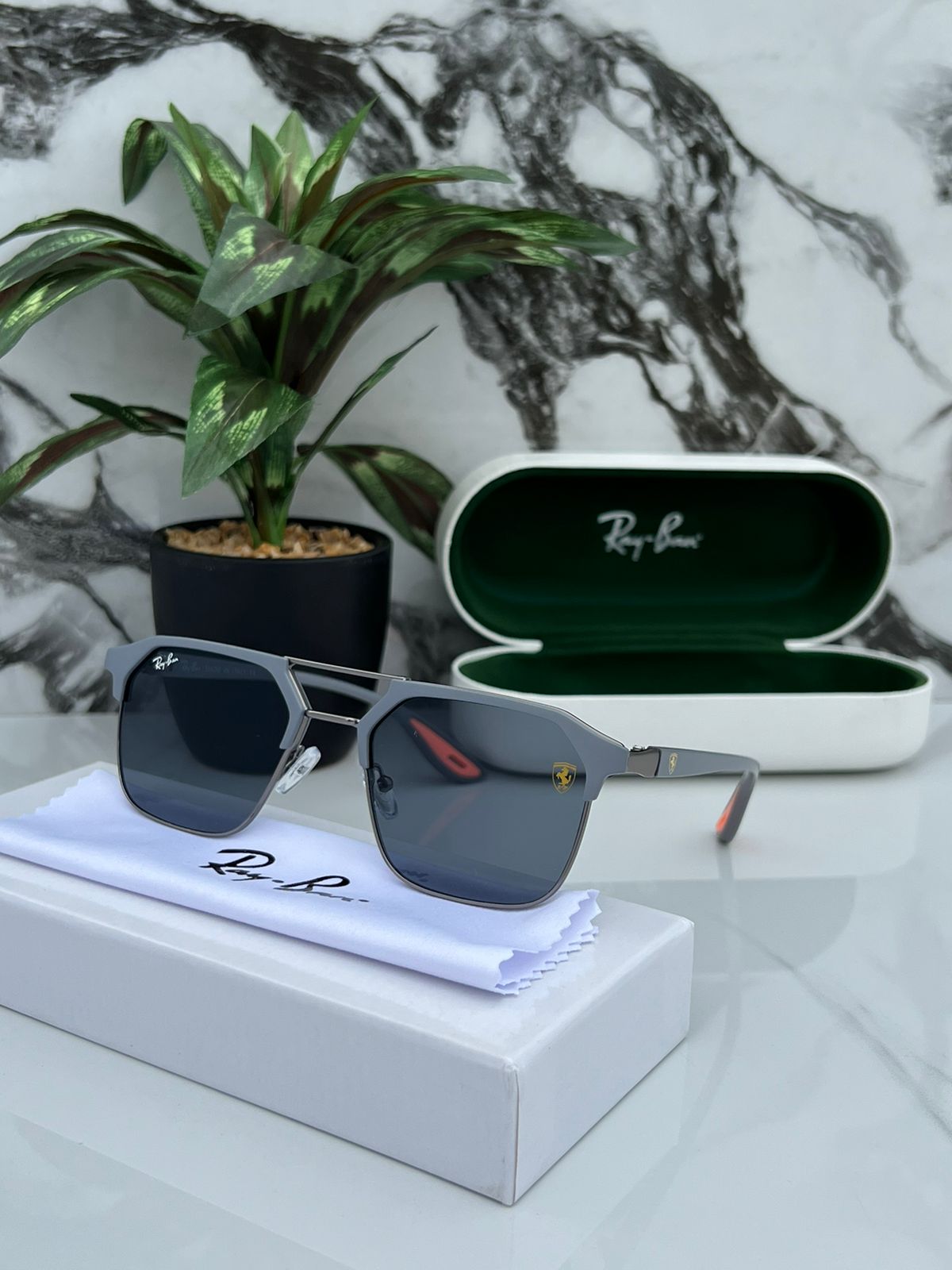 Ray Ban Fancy Sunglass For Daily Causal Evergreen UV Protected For Unisex
