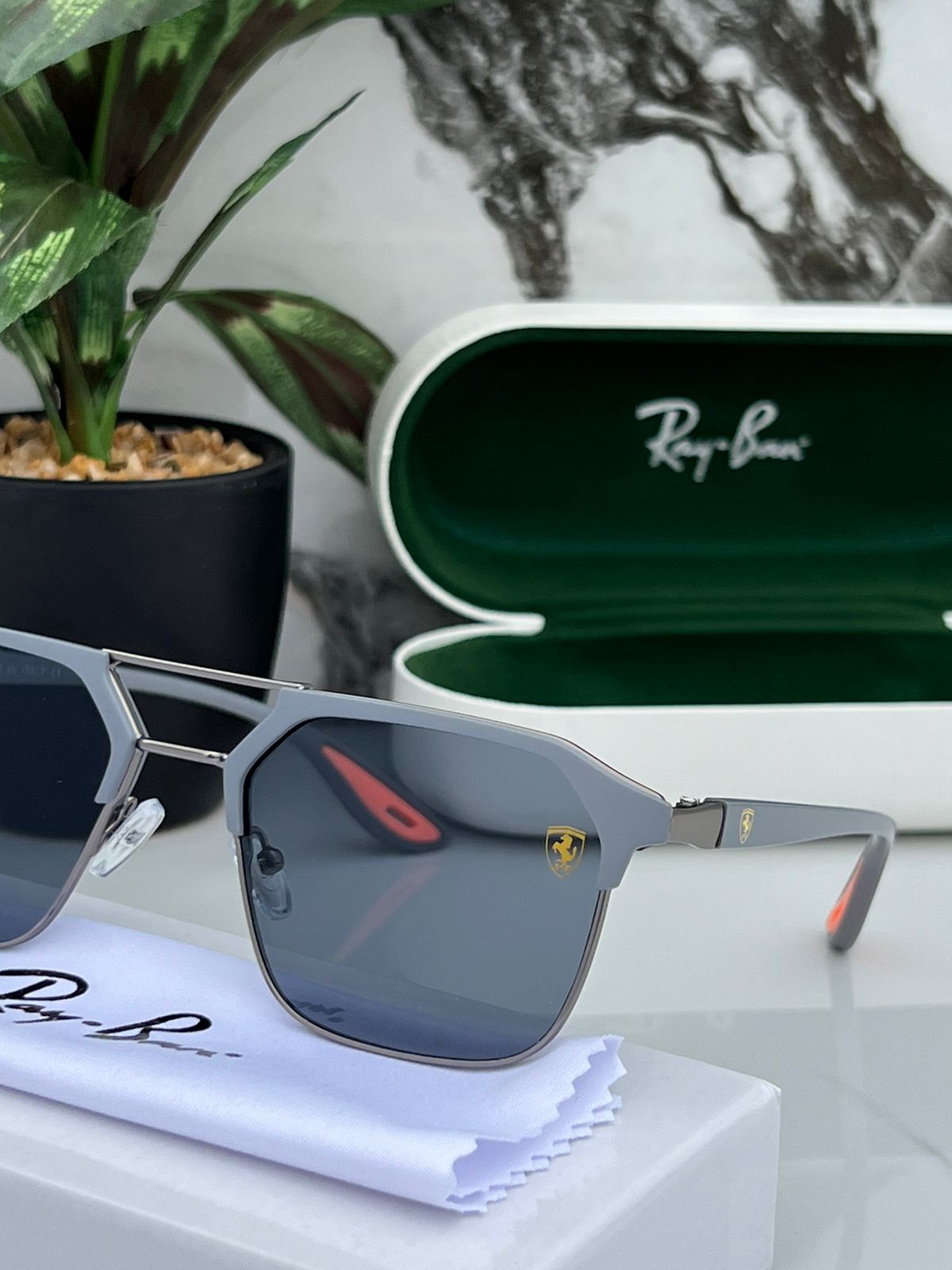 Ray Ban Fancy Sunglass For Daily Causal Evergreen UV Protected For Unisex