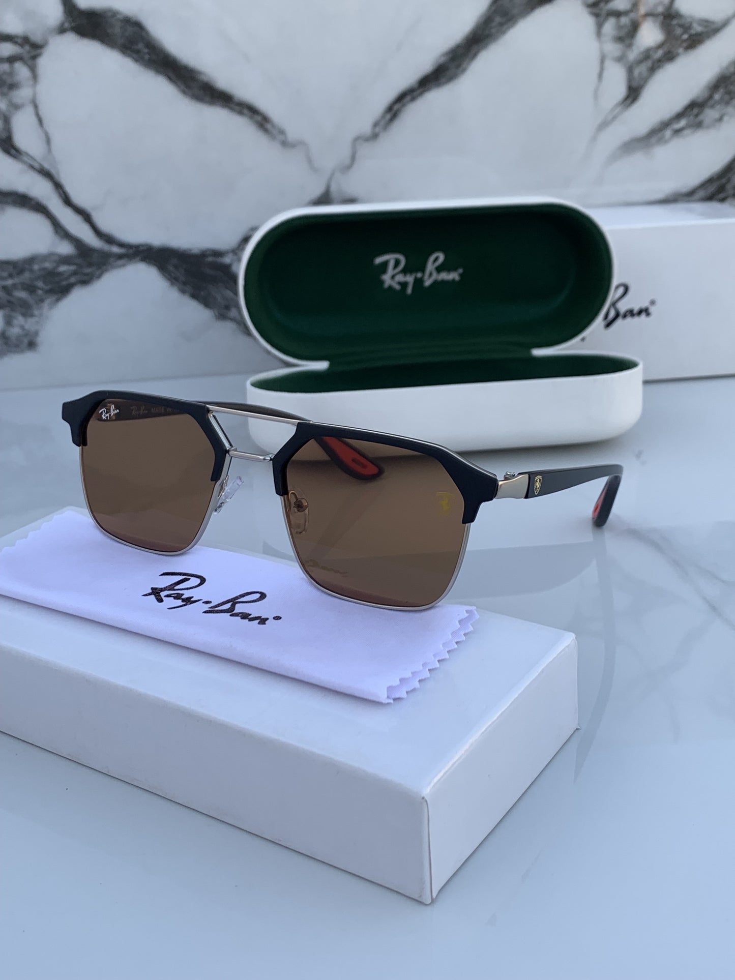 Ray Ban Fancy Sunglass For Daily Causal Evergreen UV Protected For Unisex